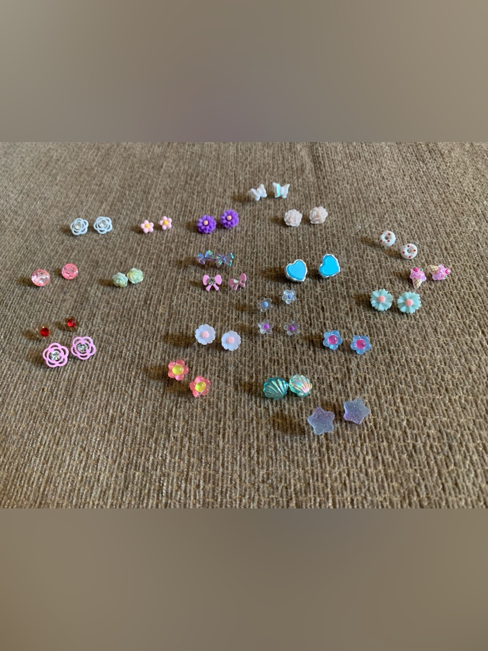 Assorted Girls' Pastel Stud 22 Pair Earring Set - Blue, Pink, Purple, White